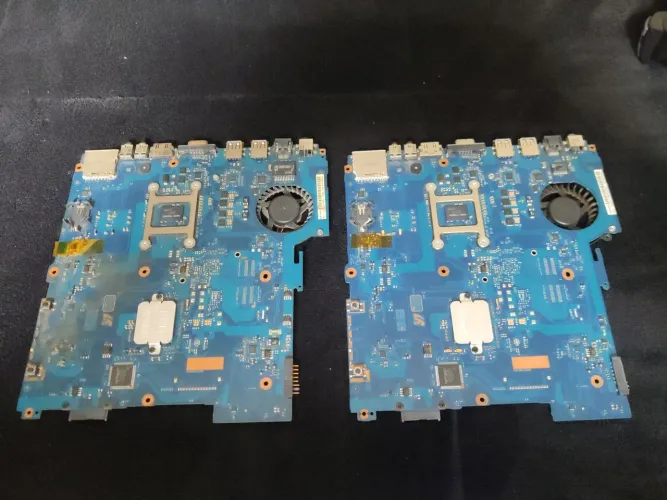2 placas de notebook samsung rv11para aproveitar peças