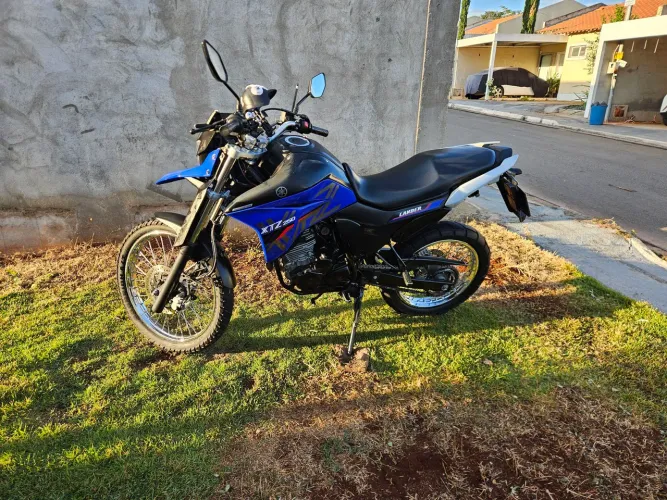Yamaha Lander xtz 250cc ano 2020, bem conservada.