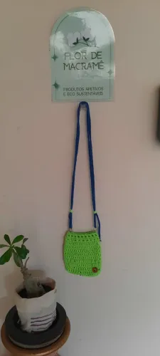 Bolsas em crochê artesanal