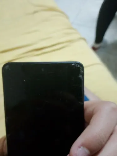 Celular Samsung Galaxy a71 vidro da tela e da câmera quebrada, bastante usado