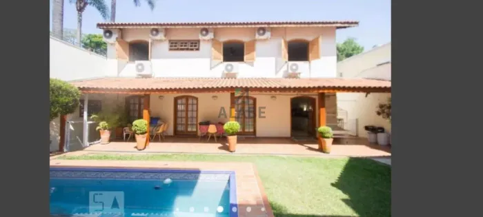Casa com Piscina Granja Julieta em Condomínio Jardim com Varanda 6 vagas de Garagem 3 Quar