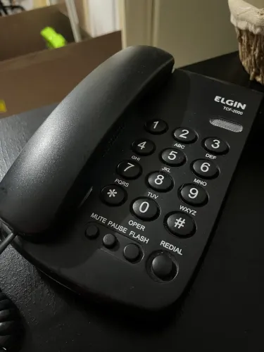 Telefone Elgin