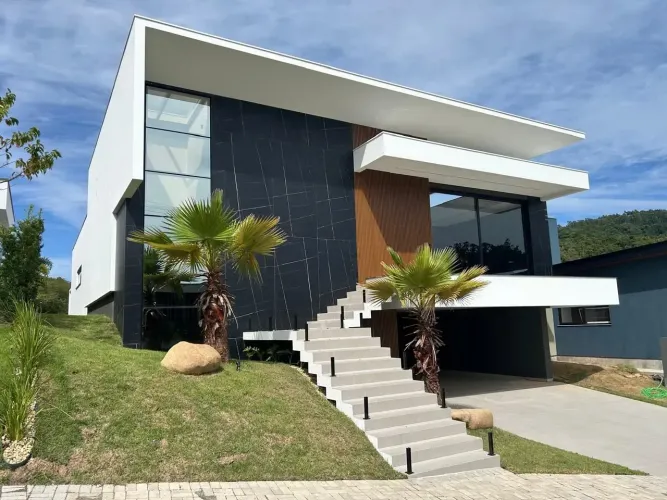 Casa Condomínio Fechado - Bairro Sao simao