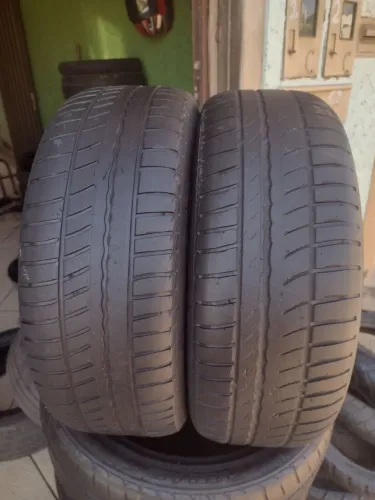 2 pneus 195/55-15 por 150,00 Reais
