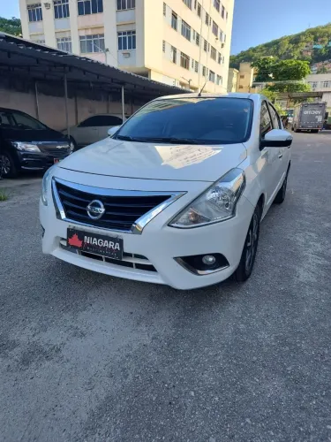 Nissan Versa SL 1.6 16V Flexstart 4P Aut. 2020