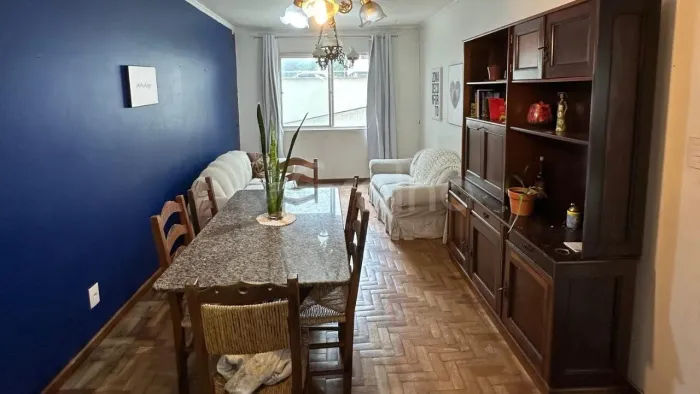 Apartamento de 84m² com 3 quartos sendo 1 suíte no Centro