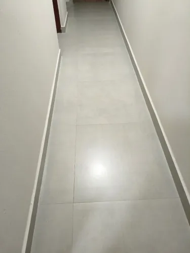 Vendo lote de porcelanato. 10 metros