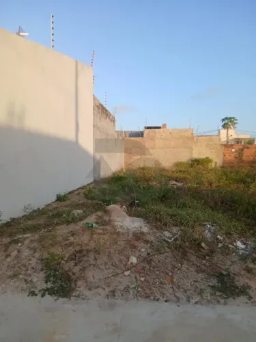 Terreno Amplo à Venda no Loteamento Costa Verde II, Aruana, com 160 m²