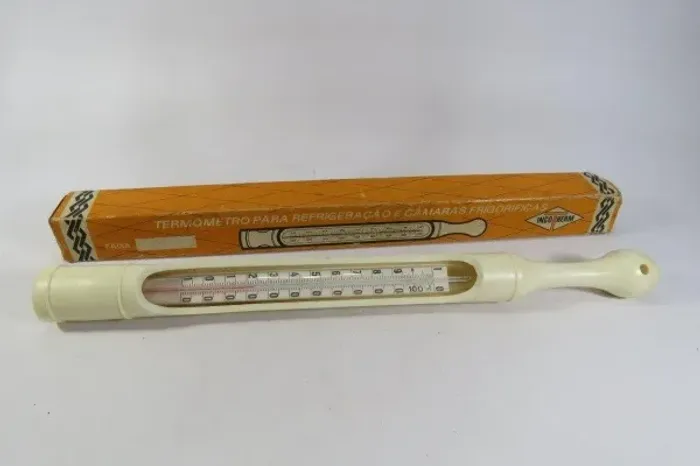 ANTIGO TERMÔMETRO para REFRIGERAÇÃO E CÂMARAS FRIGORÍFICAS, marca Incoterm. Na caixa origi