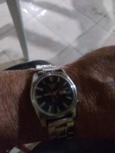 Relógio/Seiko 700 Reais.