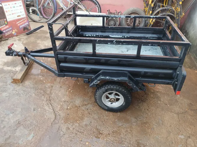 Vende-se carrocinha de moto
