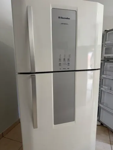 Geladeira Eletrolux Duplex Fros Fre 220v 560 litros