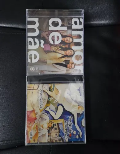 2 CDs Novos na embalagem por 25 reais