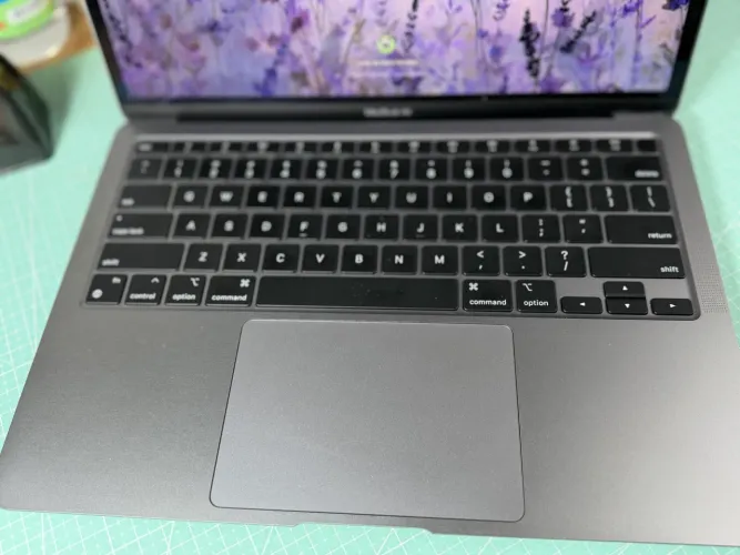 MacBook M1
