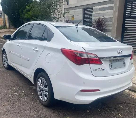 Hyundai HB20S C.style/c.plus1.6 Flex 16V Aut. 4P 2017