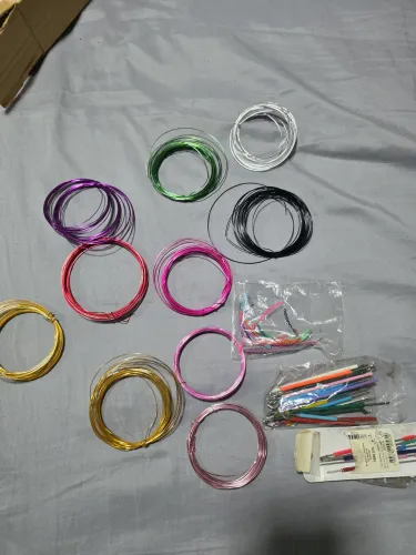 Fio e borrachas para aparelho ortodôntico