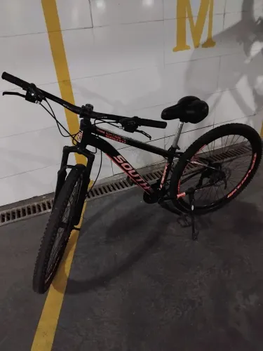 Bicicleta aro AERO 29 .