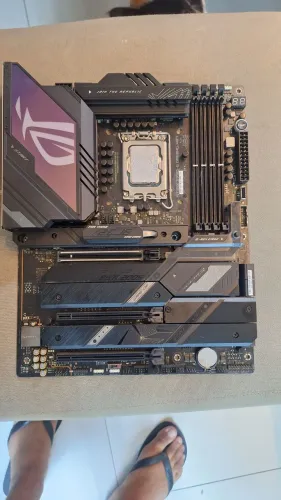 Kit Intel i9-13900K + ASUS ROG Strix Z790-E Gaming Wi-Fi DDR5