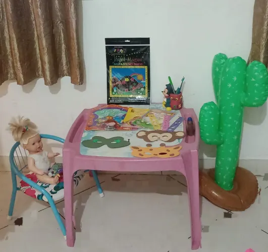 Mesa infantil + cadeirinha