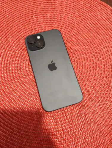 iPhone 15 - 128GB - 85% da Bateria - Único Dono!