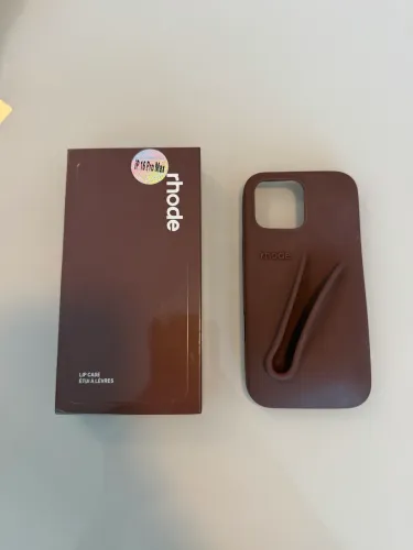 Capinha Rhode iPhone 16 Pro Max