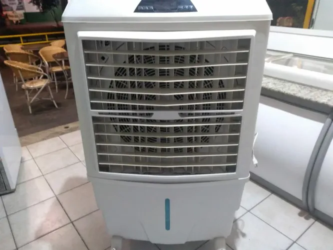 Vende-se Climatizador Evaporativo 70 Litros - Excelente Estado!