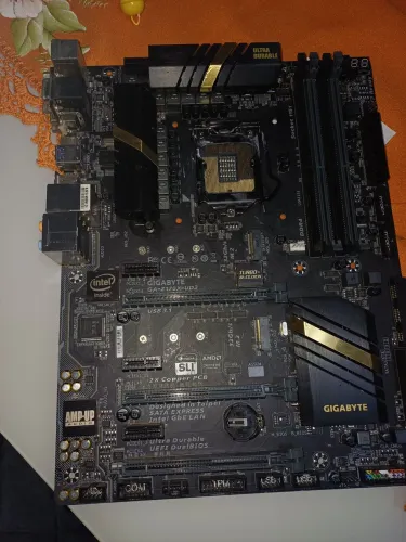 Placa mae gigabyte