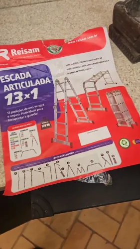 Escada articulada