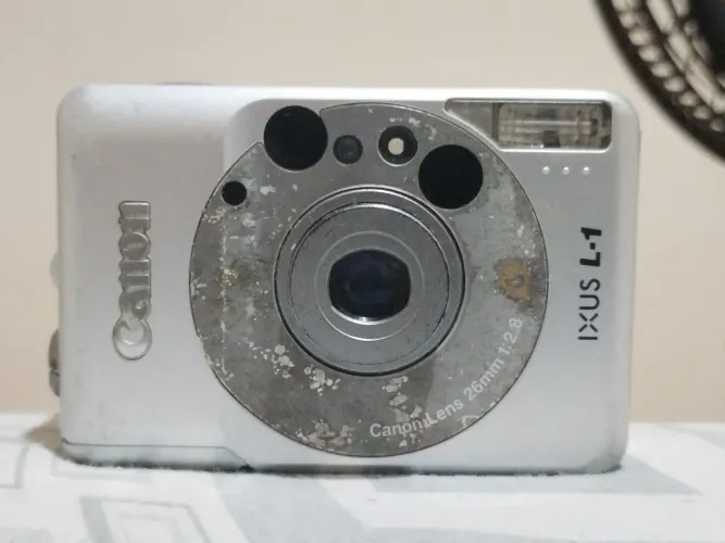 Canon ixus L-1