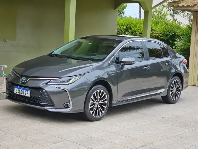 Toyota Corolla Altis Prem. Hybrid 1.8 Flex AUT 2024