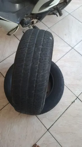 OPORTUNIDADE! 2 Pneus 195/65 R15
