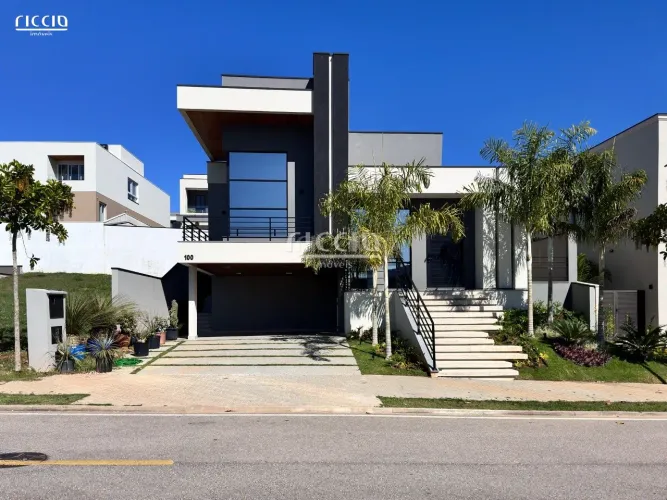 Casa Térrea à venda no condomínio Alphaville 2 Urbanova SJC - 3 SUÍTES + Escritório - Urba