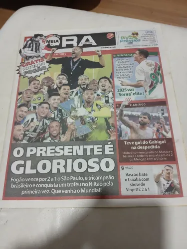 Jornal meia hora Botafogo tricampeão brasileiro pôster gabigol flamengo