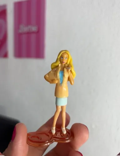 Mini Barbie kinder ovo recepcionista