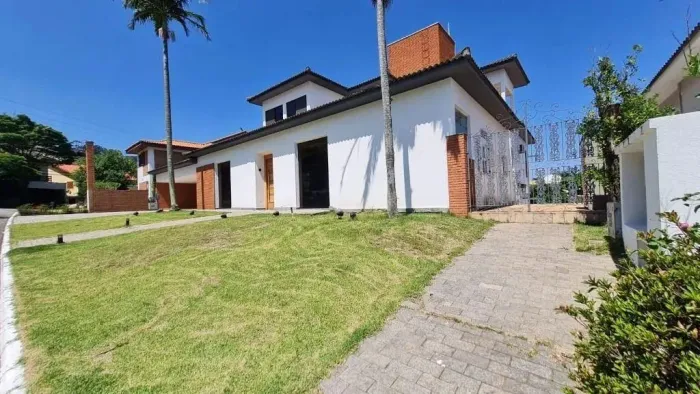 Casa à venda, Alphaville, com 5 suítes, com 620 m²