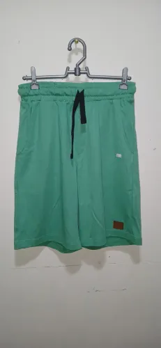 Roupas de brecho 