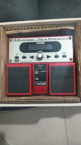 Pedal de voz Boss ve20
