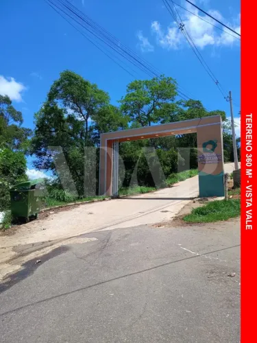 Terreno à venda em Paty do Alferes-RJ, bairro Araça, com 360m² de área! Confira esta oport
