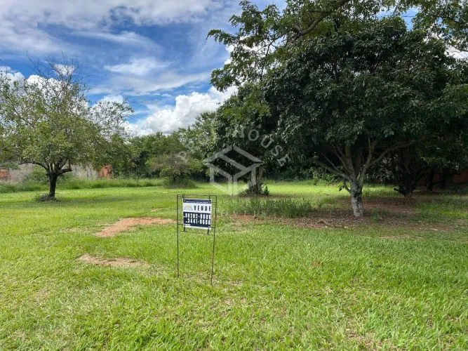 Terreno à venda com 1.092 m no Cond. Residencial Santa Helena em Limeira-SP