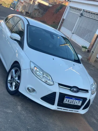 Ford Focus 2.0 16v/se/se Plus Flex 5P Aut. 2014