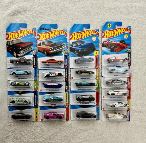 Lote da Hot Wheels
