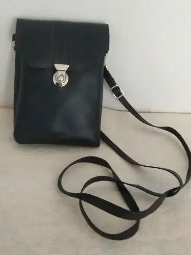 POCHETE/ PORTA CELULAR COM VISOR TRANSPARENTE 
