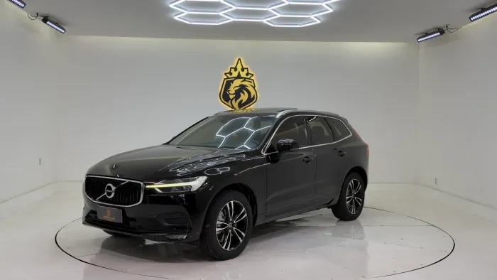 Volvo XC-60 XC 60 D-5 Momentum 2.0 AWD Diesel 5P 2019