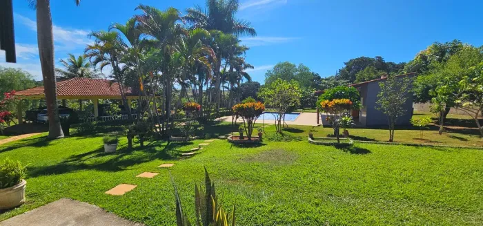 CHÁCARA - UM VERDADEIRO PARAÍSO
