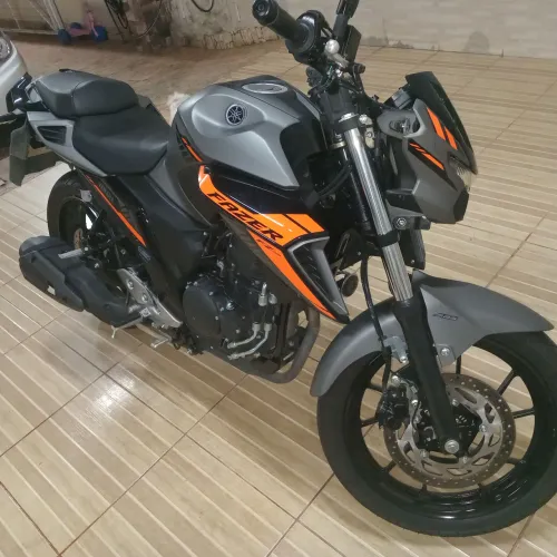 MOTO SEMI NOVA FAZER 250