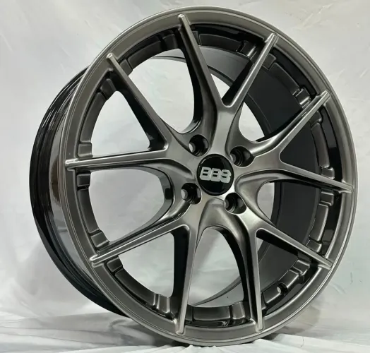 Jogo de Rodas Aro 17 Estilo BBS 4 Furos + Pneus 205/45