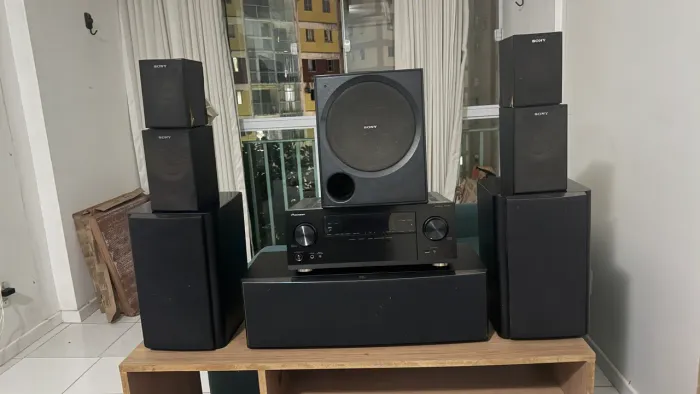 Conjunto home thrater Receiver mais caixas jbl estúdio 230