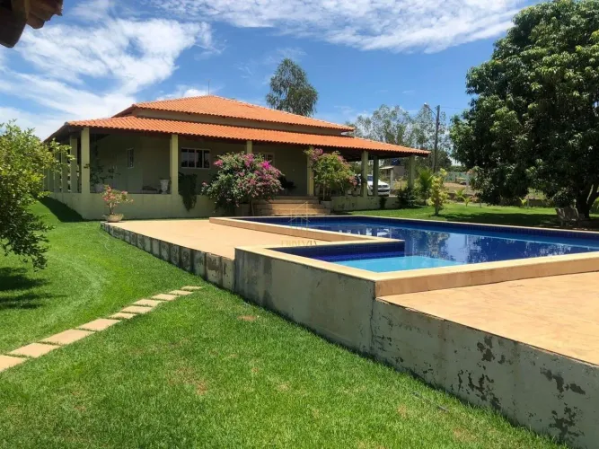 Chácara região Sucuri - 4 quartos - Piscina - Pomar - a 12km da Miguel Sutil