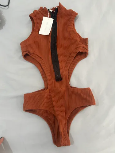Vendo Body da marca Kronne One