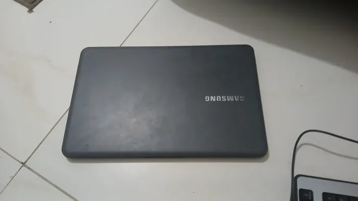 Notebook Lenovo Intel Inside (Leia o anúncio)